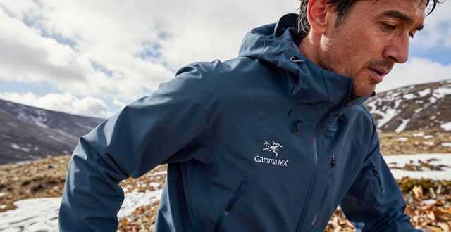 一硬四软，五类冲锋衣一年使用评测